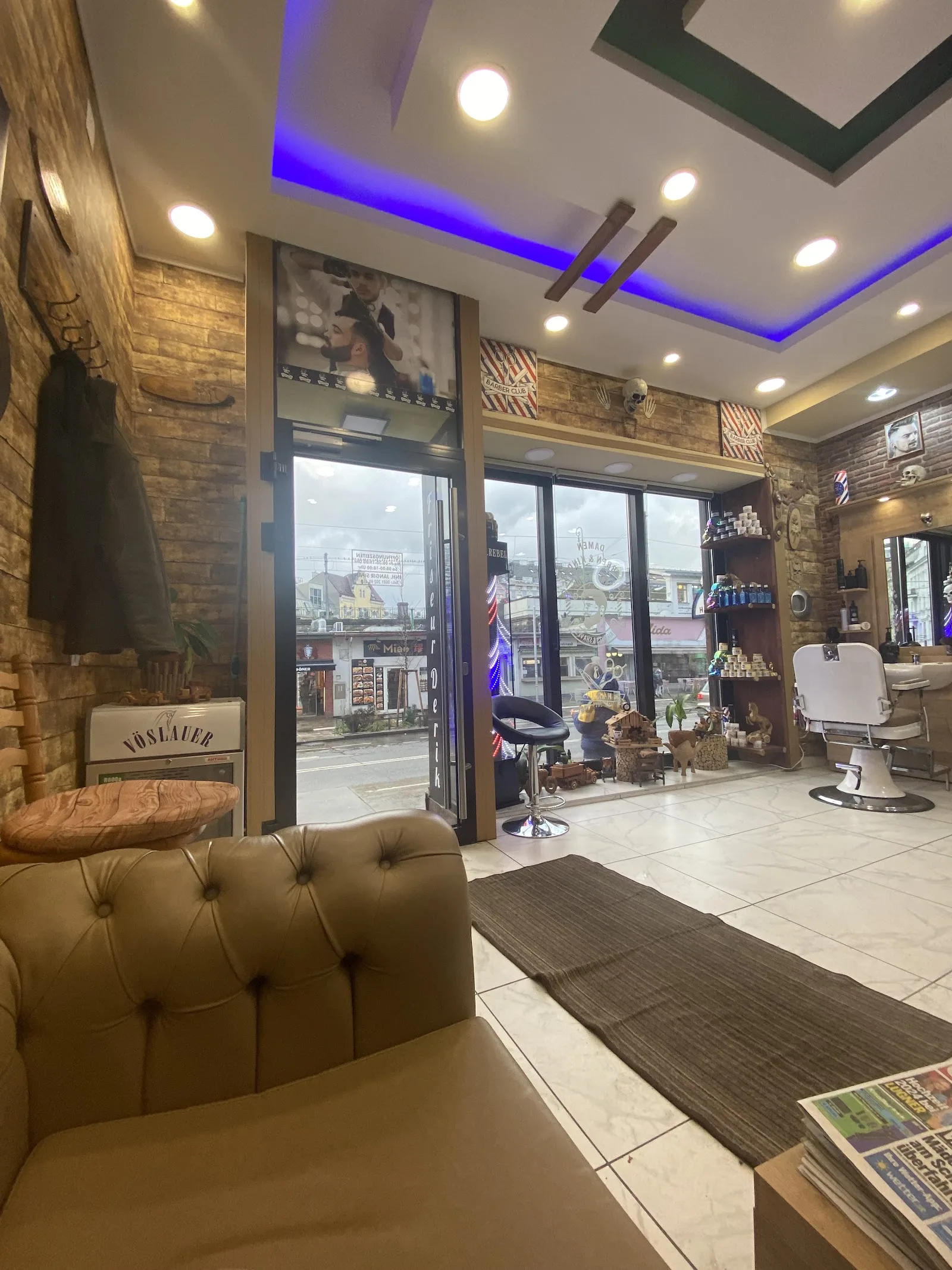 Blick in den Salon
